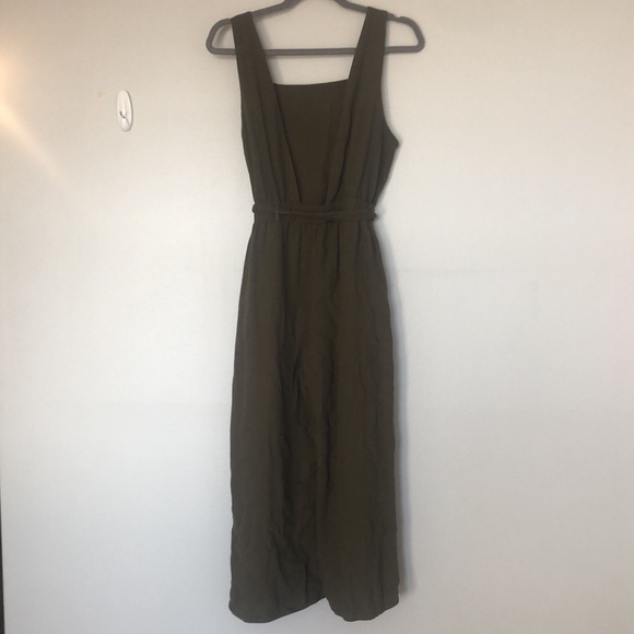 MONTEAU | Linen Cropped Jumpsuit - Picture 2 of 6